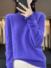 Pull en maille bleu roi, col rond côtelé, manches longues, coupe ample