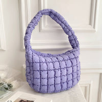 Sac porté épaule plissé violet clair, anse courte, matelassage en relief