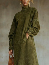 Robe à franges en daim vert olive, manches bouffantes, nœud