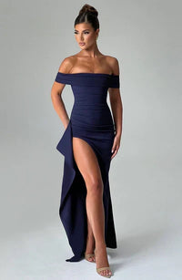 Robe longue bleu marine épaules dénudées à fente latérale