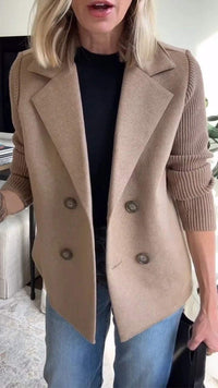 Blazer en maille croisée beige à double boutonnage, revers châle, devant croisé