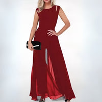 Combinaison rouge bordeaux sans manches, encolure ronde, jupe ample fluide et jambes larges