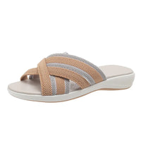Sandales décontractées Esa™ beiges, brides à rayures gris clair et beiges, semelle blanche.