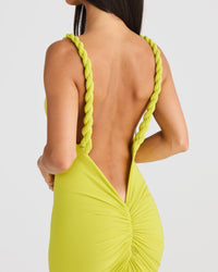 Robe longue Yelena jaune vue dos : bretelles tressées et drapé froncé