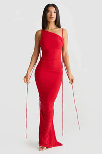 Robe longue Gia™ rouge moulante, bretelles fines réglables et fente près du bas