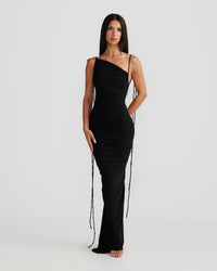 Robe longue Gia™ noire moulante à bretelles fines et drapés, dos avec liens pendants