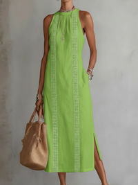 Robe midi en lin verte, col mao, empiècement ajouré, sans manches, fente latérale