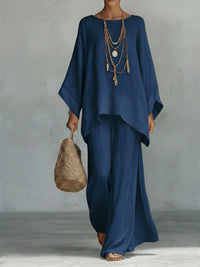 Ensemble bohème ample : tunique bleu foncé et pantalon fluide assorti.