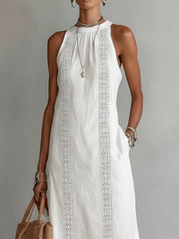 Robe midi en lin blanche, col mao, empiècements ajourés devant, sans manches, fente