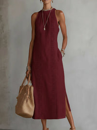 Robe midi en lin bordeaux, col mao, empiècement ajouré, sans manches, fente latérale