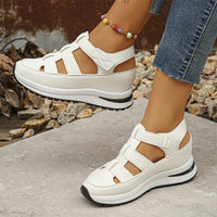 Sandales baskets fermées Nahal™ blanches, avant ajouré et semelle contrastée
